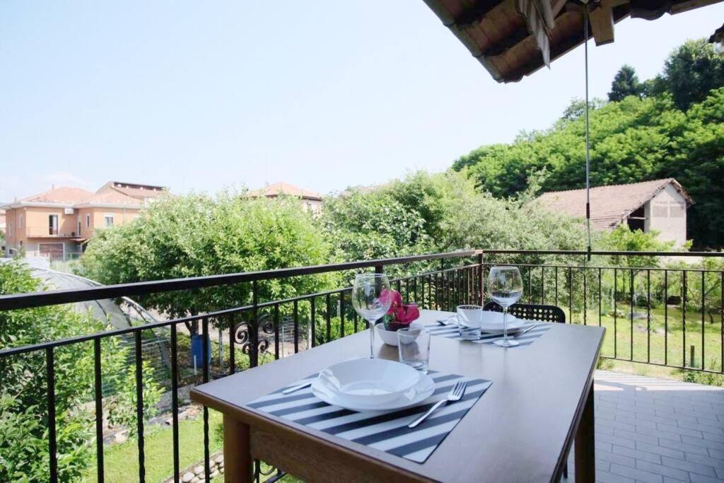 Villa Il Vecchio Kiwi - House With Private Garden Oleggio Castello Exterior foto